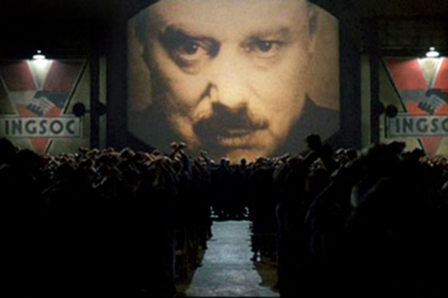 Una scena del film tratto da '1984' di George Orwell