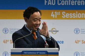 Qu&nbsp;Dongyu