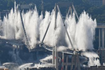 Esplosione Ponte Morandi