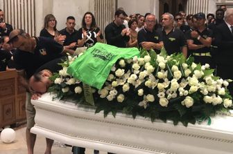 Il funerale del piccolo Alessio, a Vittoria