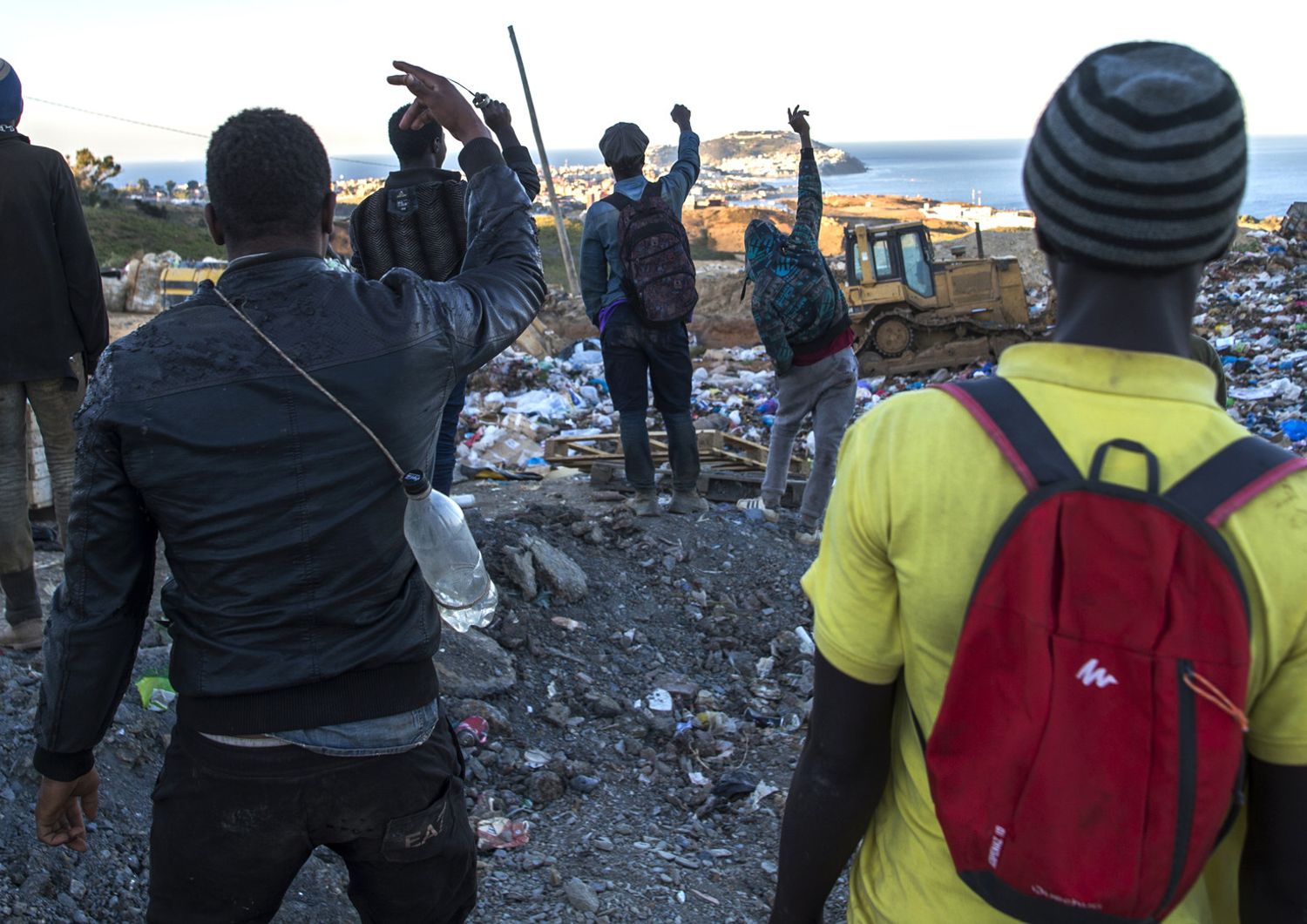 Migranti in marcia verso Ceuta