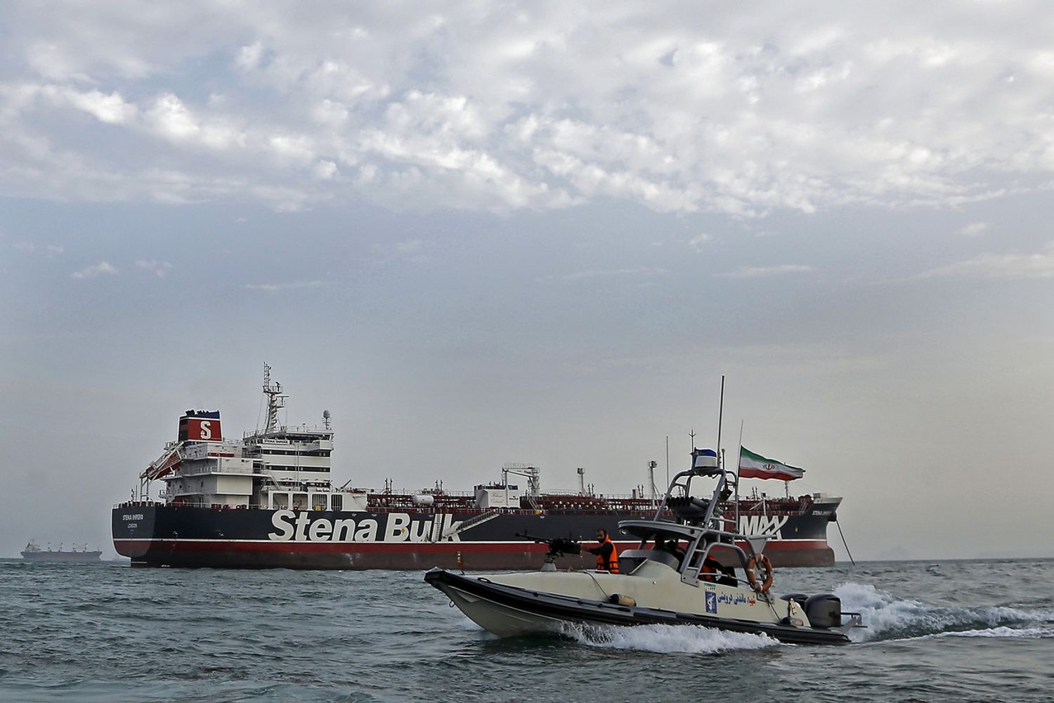 Stretto di Hormuz, Stena Impero