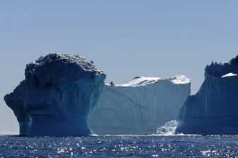 Scioglimento ghiacci polo nord iceberg Groenlandia