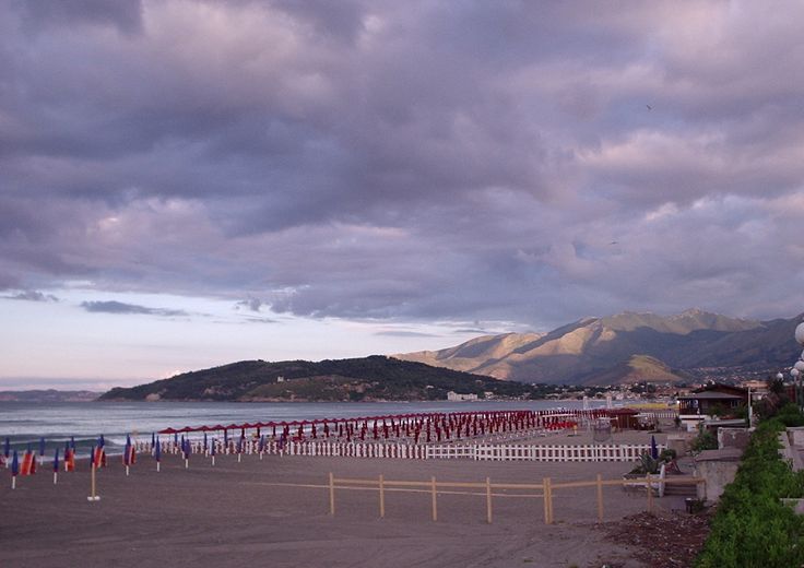 Una spiaggia di Scauri