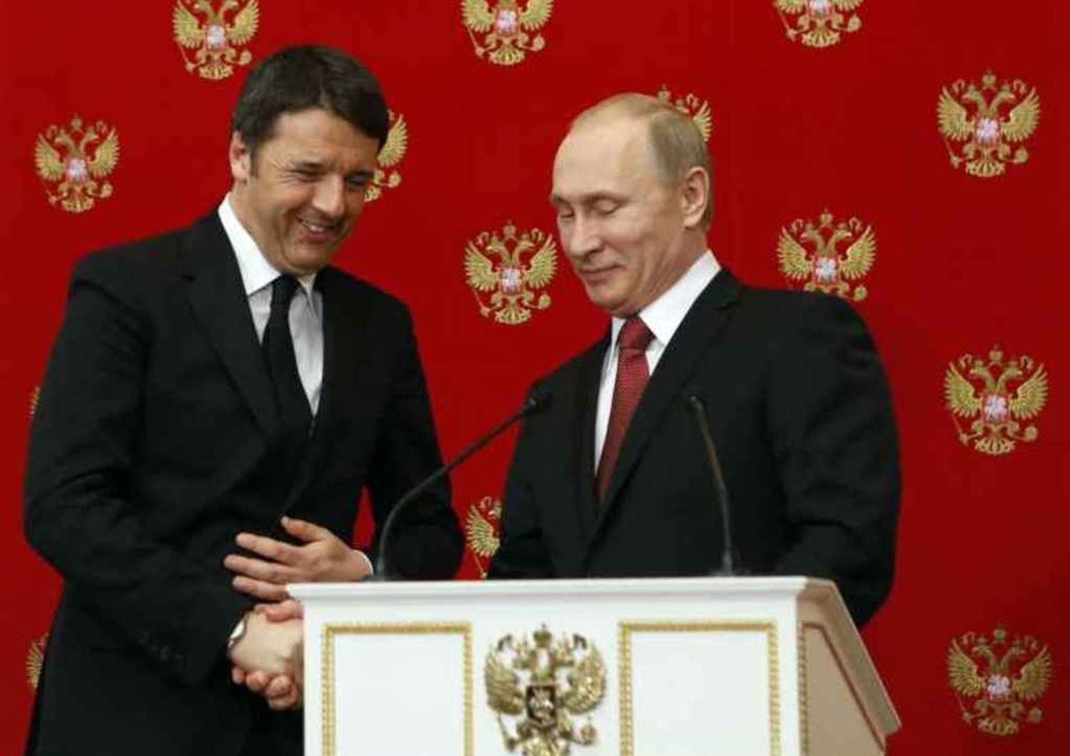 Renzi a Mosca da Putin, asse sulla Libia