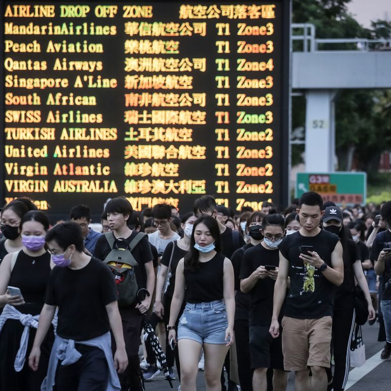 Proteste all'aeroporto di Hong Kong