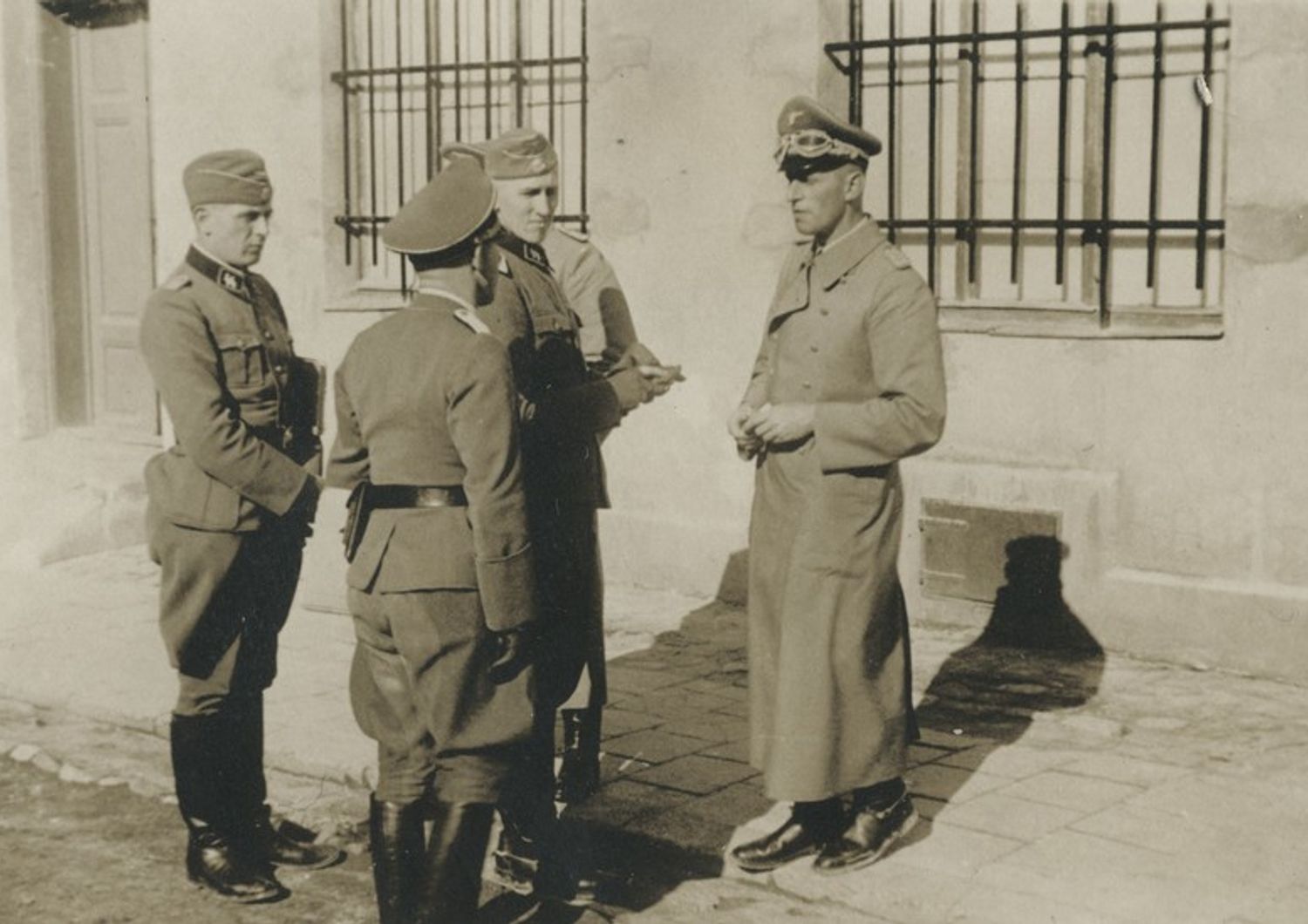 Il generale delle Ss Hans Kammler (a destra)