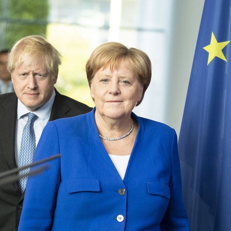 Boris Johnson e Angela Merkel