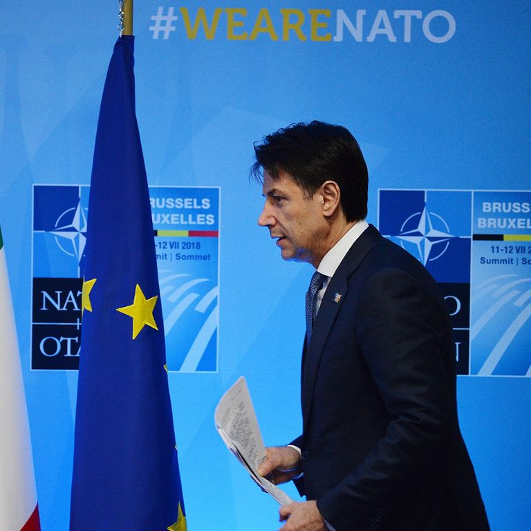 Giuseppe Conte a un vertice Nato