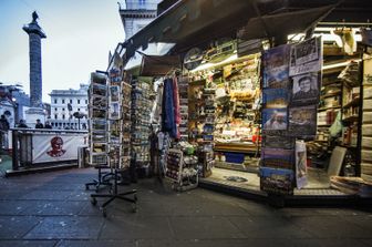 L'edicola di via del Corso, a Roma