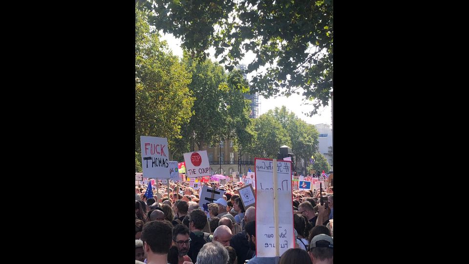 La manifestazione a Londra contro la sospensione del Parlamento&nbsp;