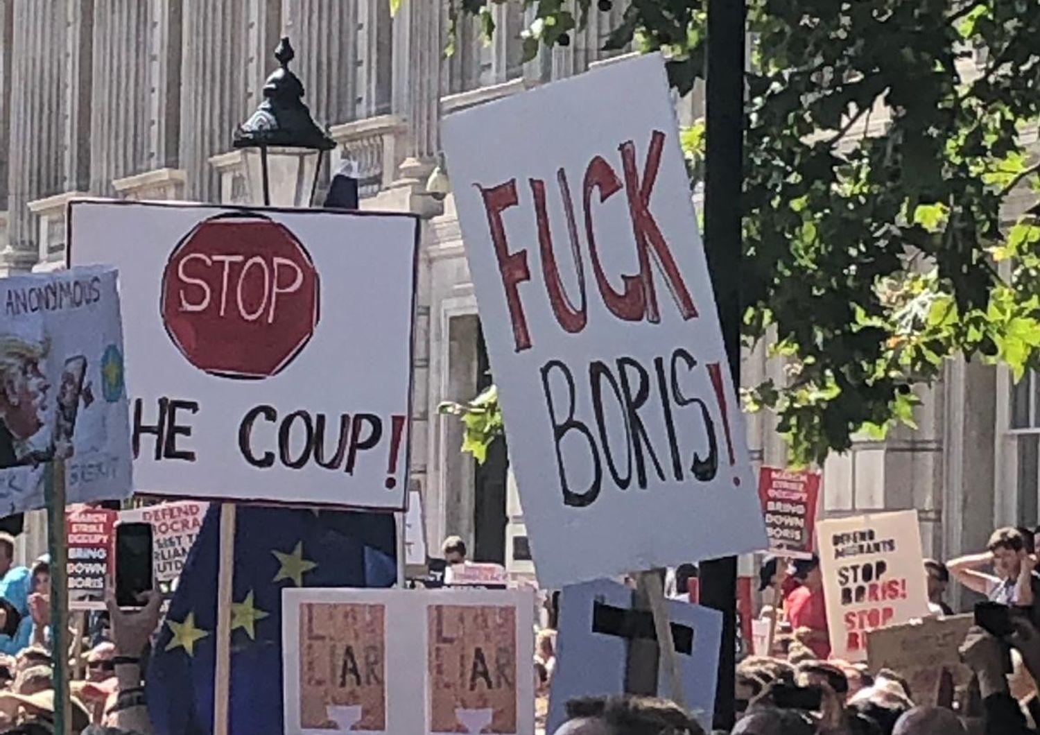 La manifestazione a Londra contro la sospensione del Parlamento&nbsp;