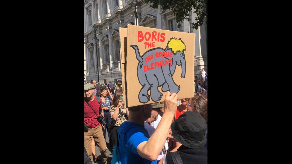 La manifestazione a Londra contro la sospensione del Parlamento&nbsp;