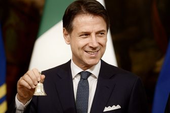 Giuseppe Conte, cerimonia campanella