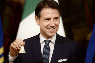 Giuseppe Conte, cerimonia campanella