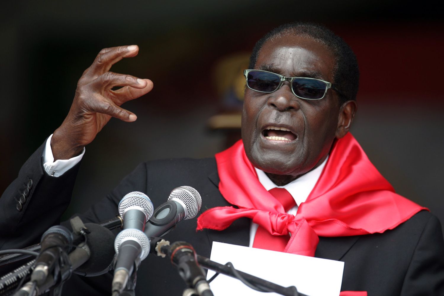 ROBERT MUGABE