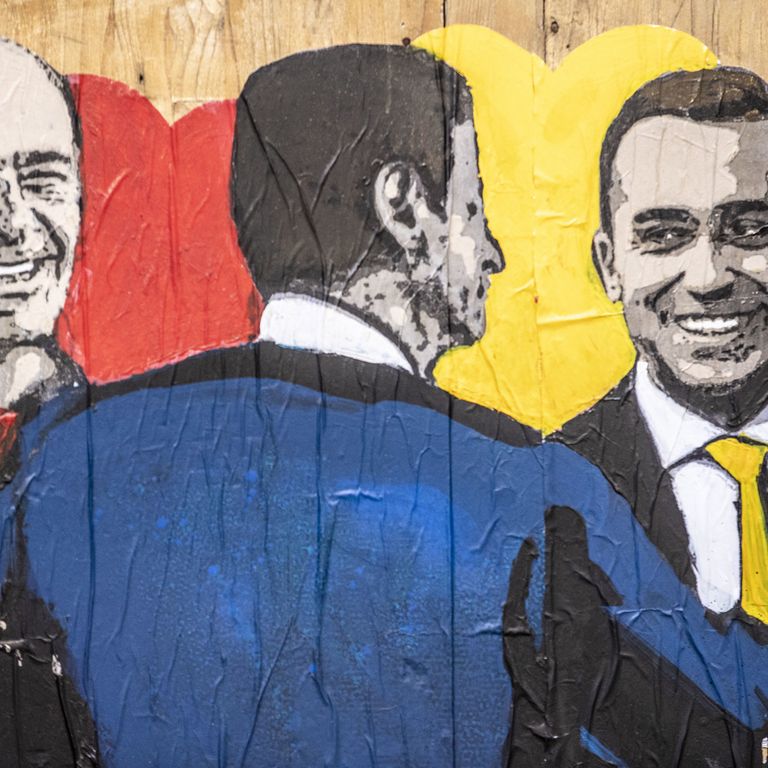 Zingaretti, Conte e Di Maio ritratti dallo street artist Tvboy