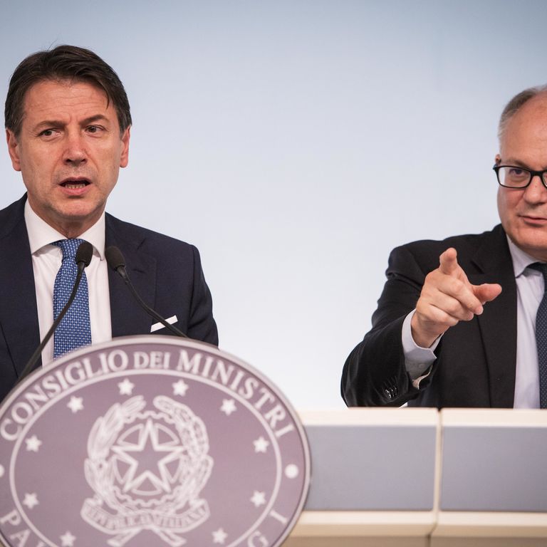 Giuseppe Conte, Roberto Gualtieri