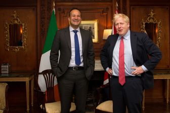 Leo Varadkar e Boris Johnson