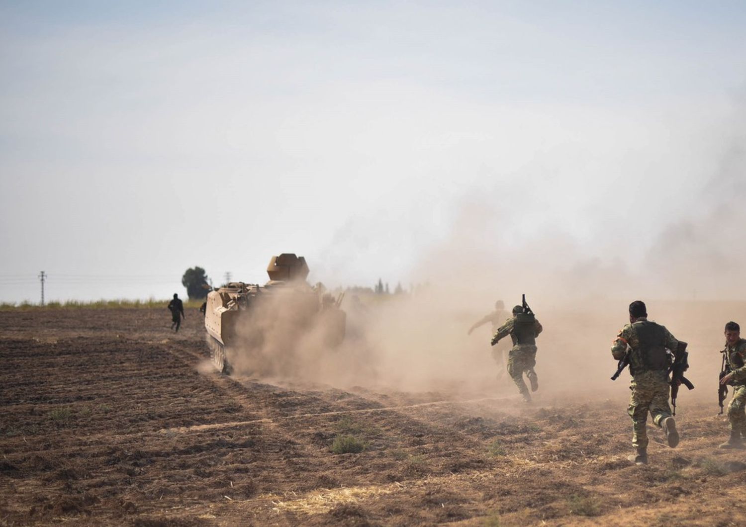 turchia bombarda kobane truppe usa siria