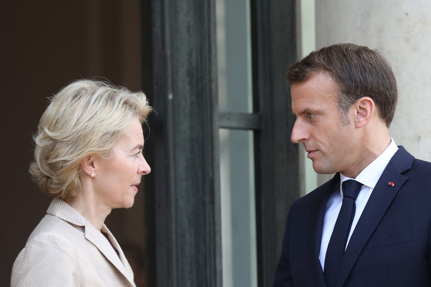 Ursula von der Leyen ed Emmanuel Macron&nbsp;