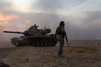 Siria, carri armati turchi a supporto delle milizie a nord