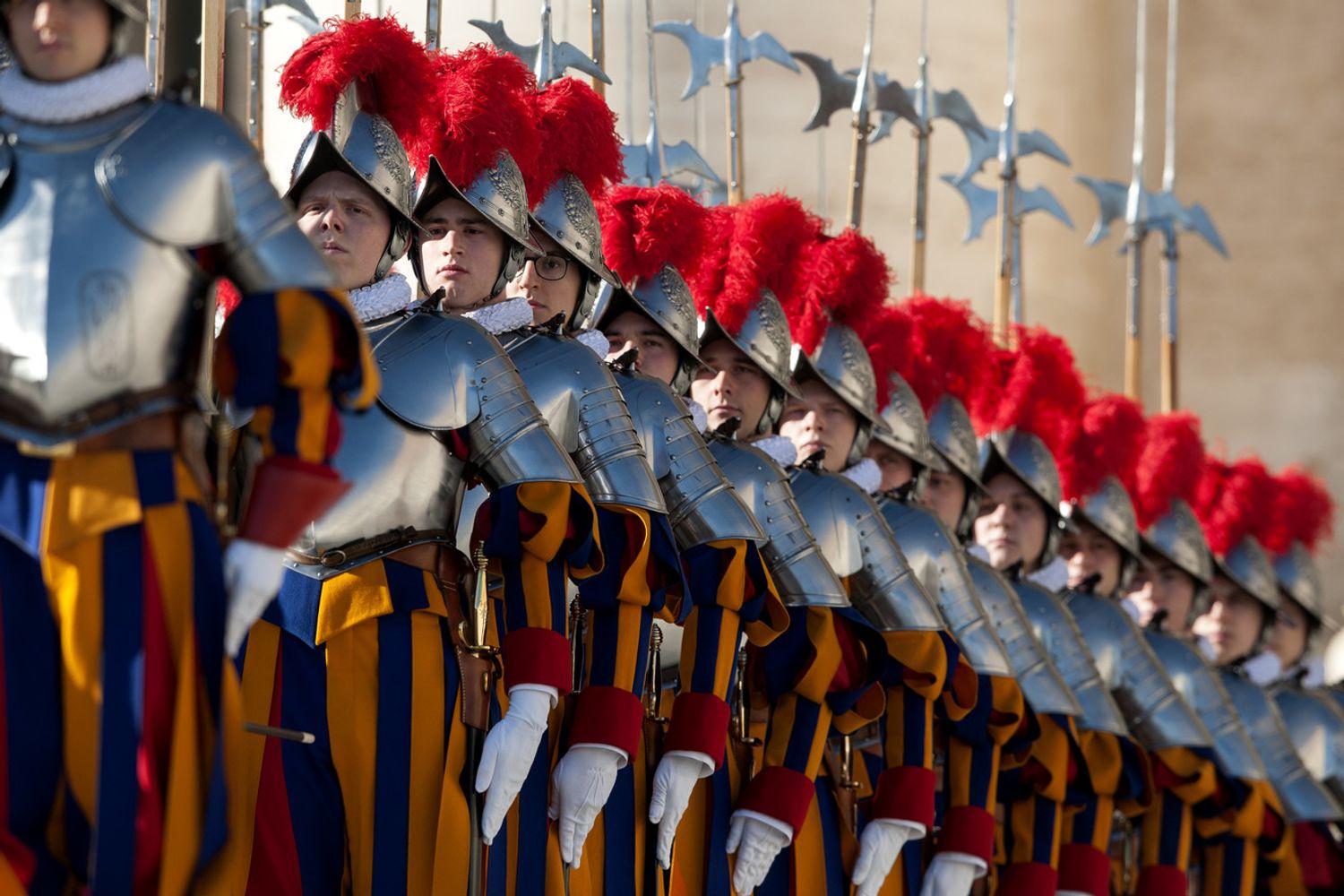 Vaticano, guardie svizzere