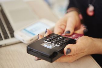 Un pagamento bancomat