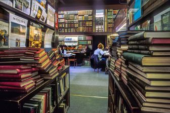 Una biblioteca di storia