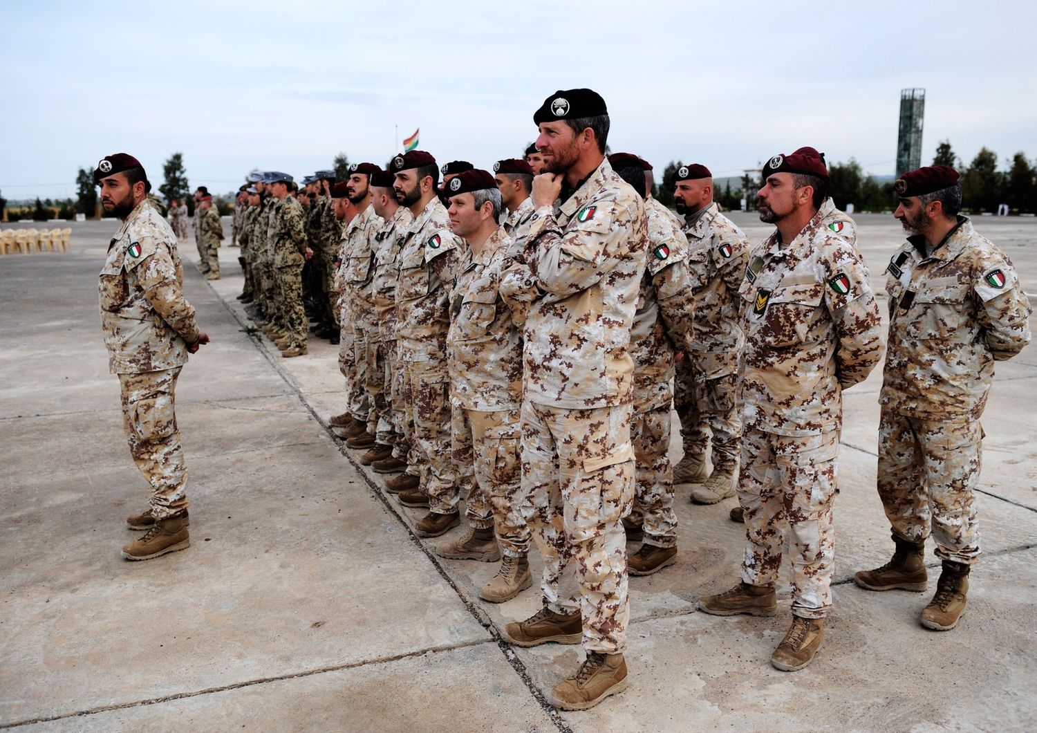 Vicesindaco e militare dona la sua indennità a un ospedale