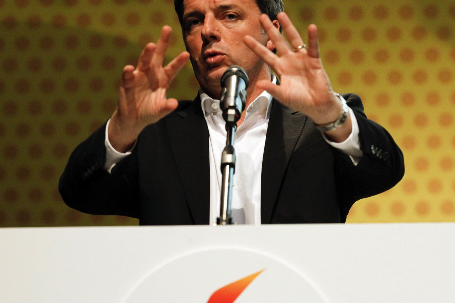 Matteo Renzi presenta il suo piano 'Shock!' per rilanciare l'economia