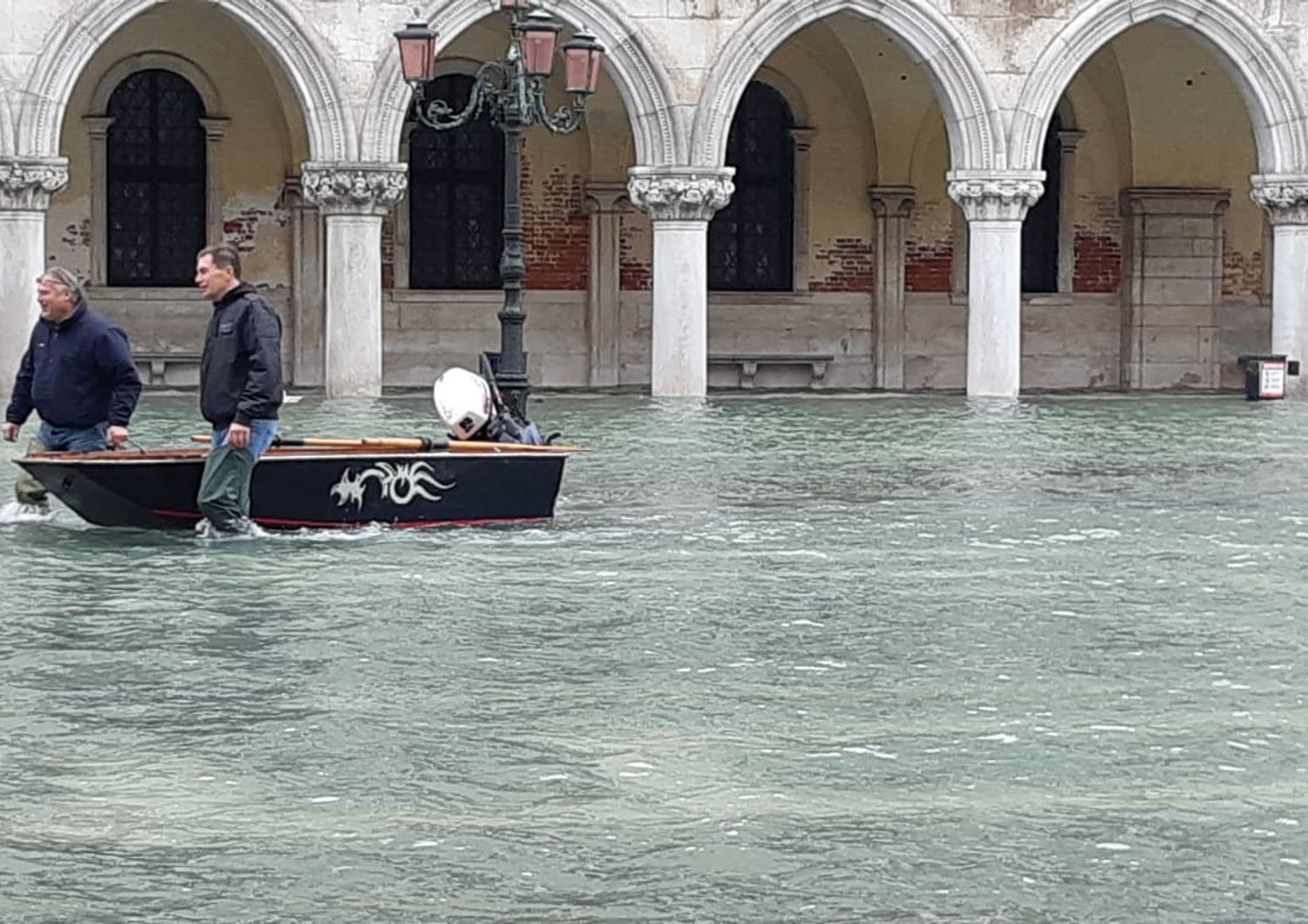 L'acqua alta a piazza San Marco, Venezia