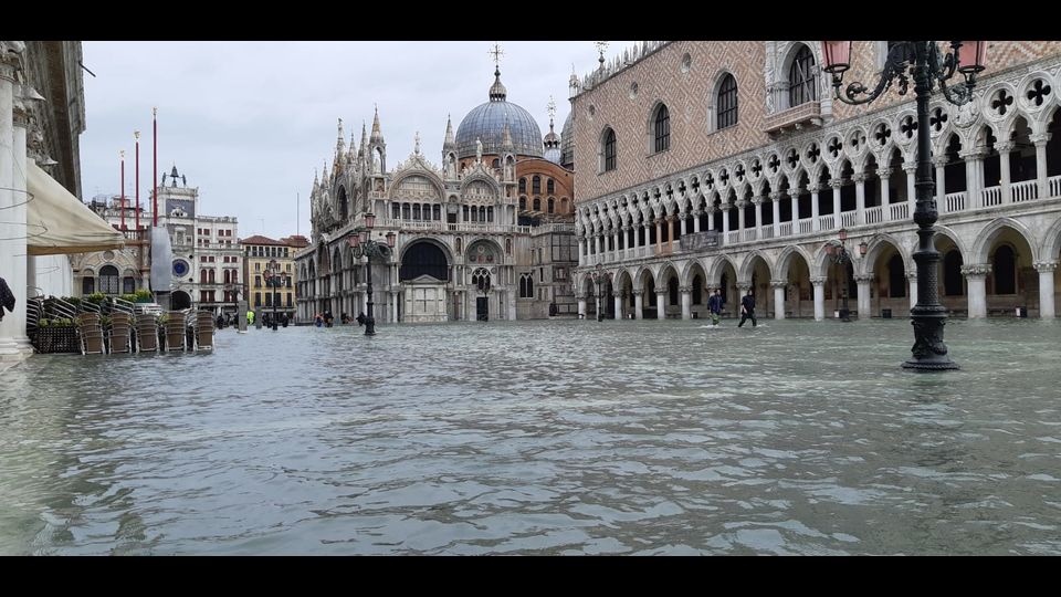 L'acqua alta in piazza San Marco, Venezia&nbsp;