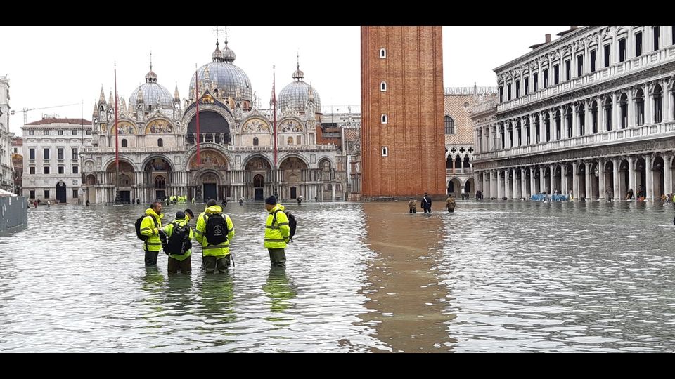 L'acqua alta in Piazza San Marco, Venezia