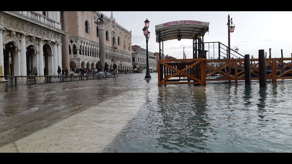 L'acqua alta in piazza San Marco, Venezia&nbsp;