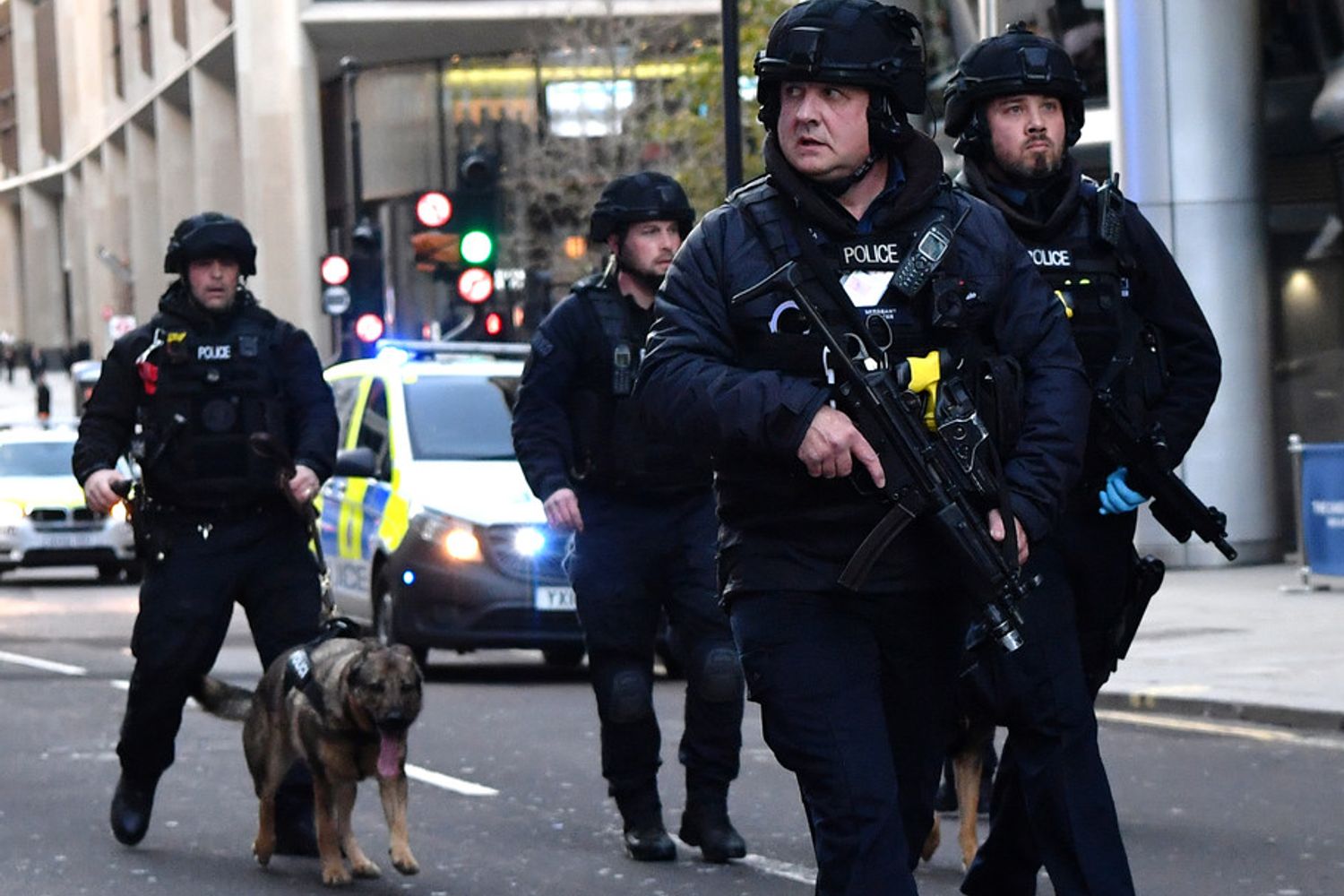 Polizia attacco London Bridge