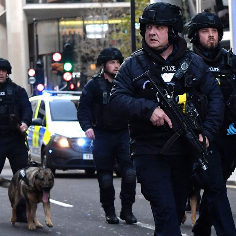 Polizia attacco London Bridge