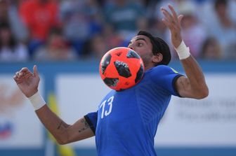 Luca Chiavaro, della nazionale di beach soccer, in una foto di repertorio