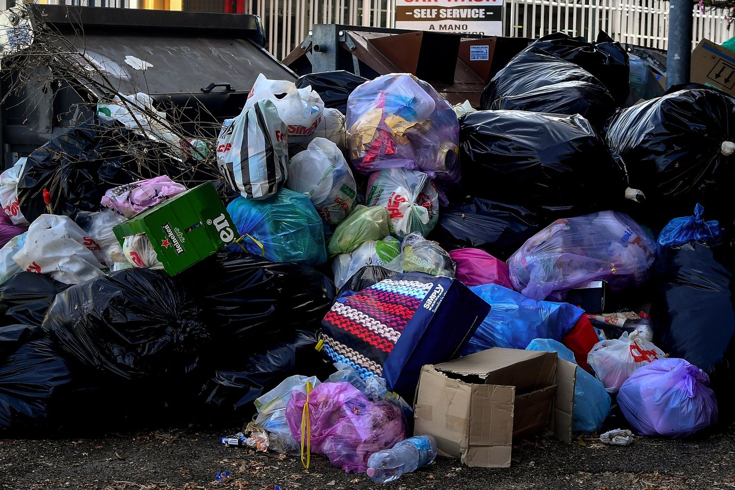 Rifiuti a Roma