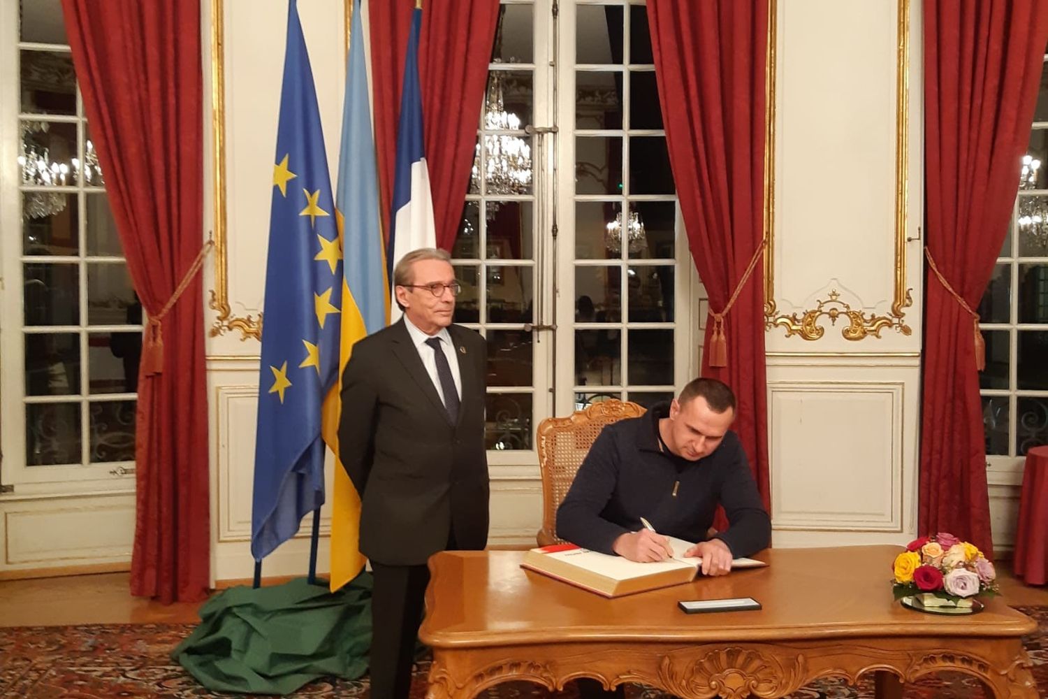 Il sindaco di Strasburgo Roland Ries, con premio Sakharov Oleg Sentsov&nbsp;