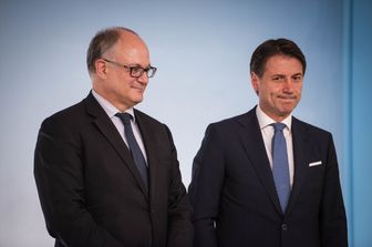 Roberto Gualtieri, Giuseppe Conte