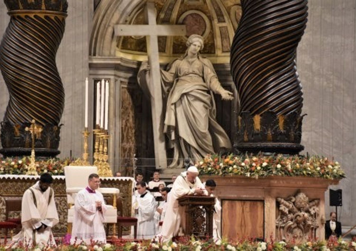 Papa Francesco durante la messa di Natale