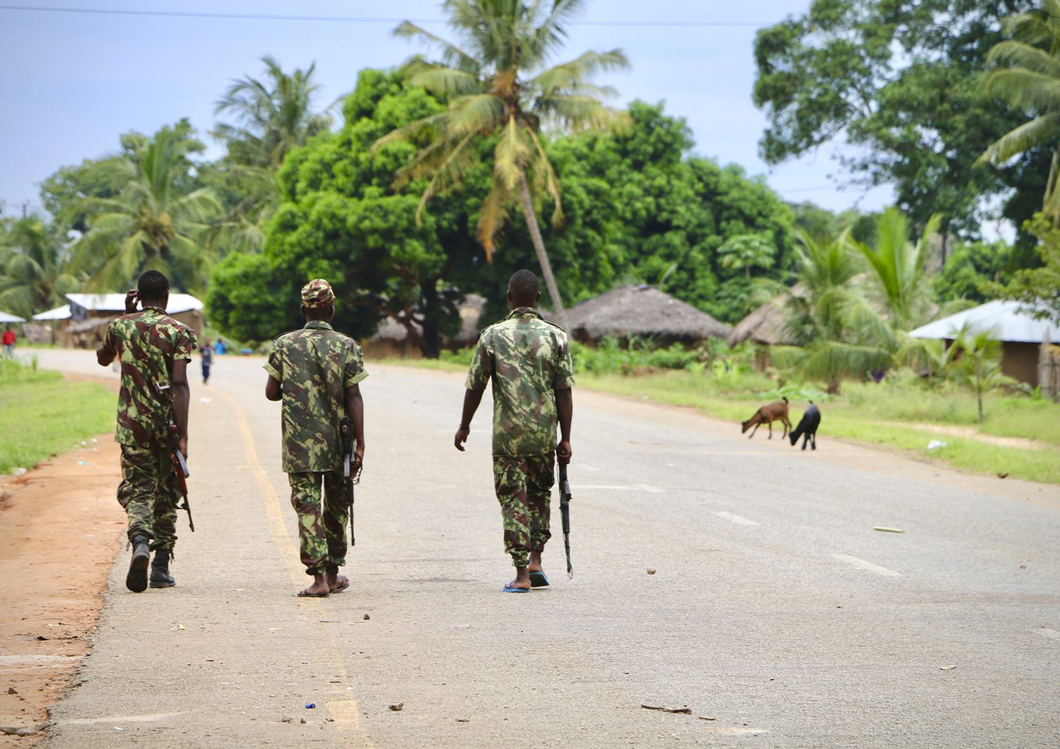 Soldati Mozambico