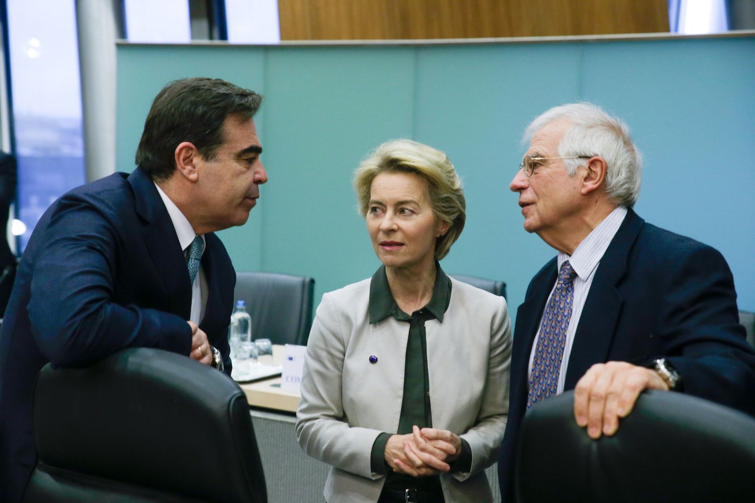 Schinas, Von der Leyen, Borrel