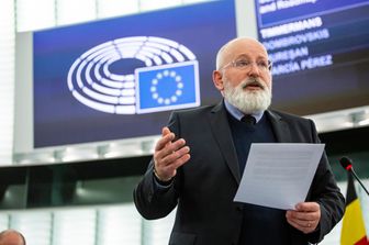 Timmermans presenta il nuovo &quot;Green Deal&quot; per l'Europa