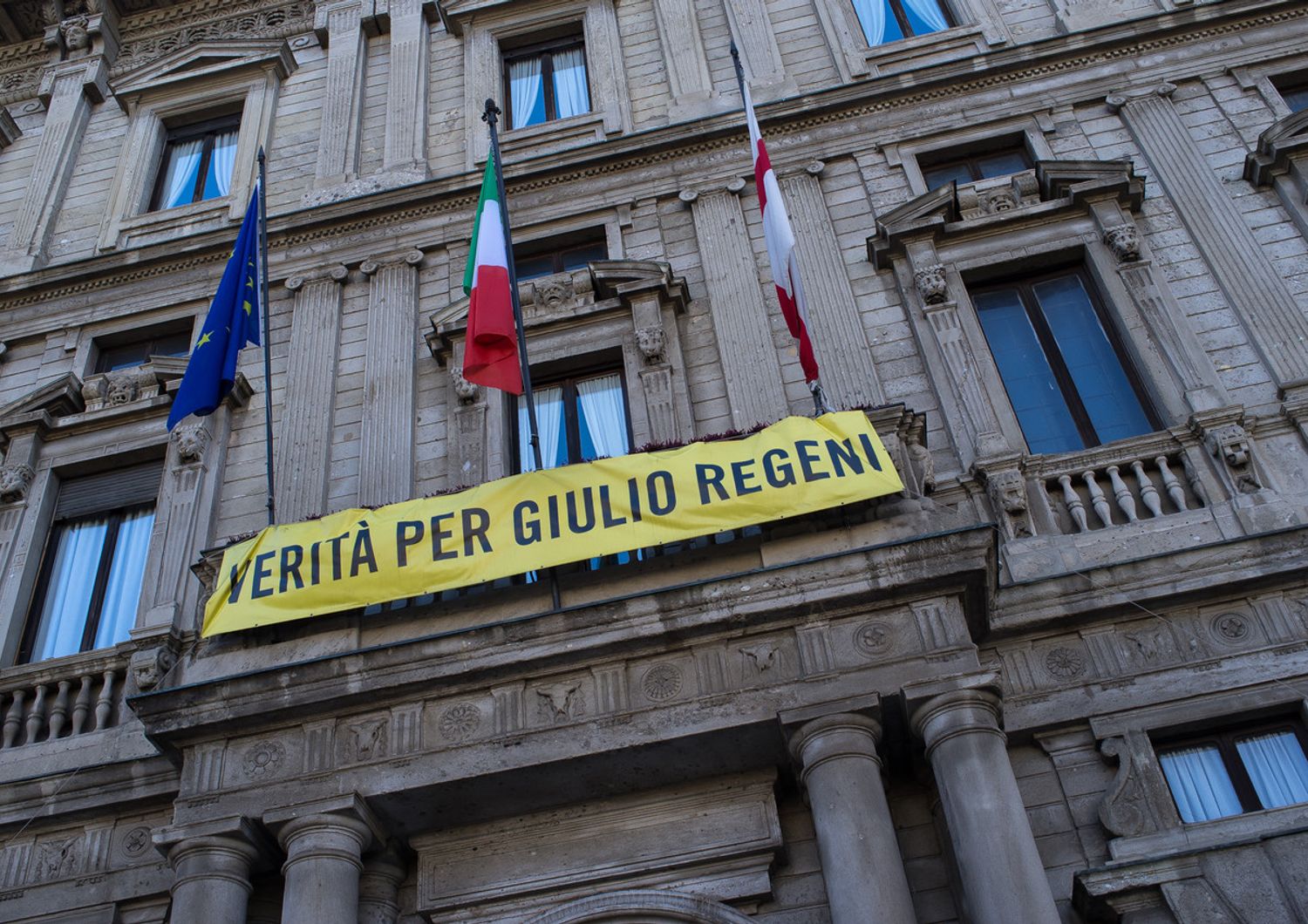 Striscione per Giulio Regeni a Milano