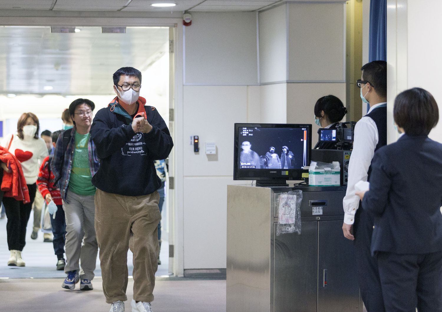 Aeroporto controlli Cina