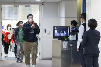 Aeroporto controlli Cina