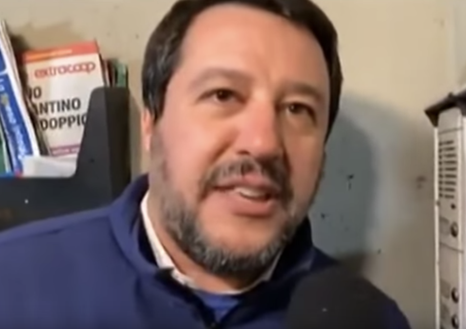 Lega: Facebook rimuove video citofonata Salvini