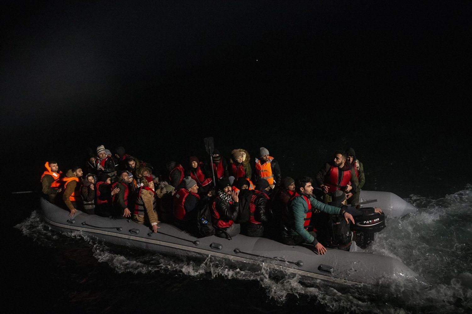 Migranti in viaggio verso la Grecia dalla Turchia